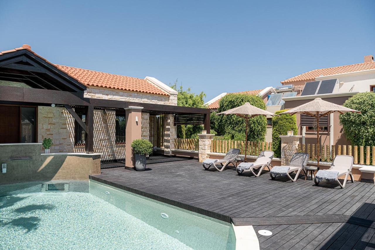 Peacock Villa ذاراتسو المظهر الخارجي الصورة